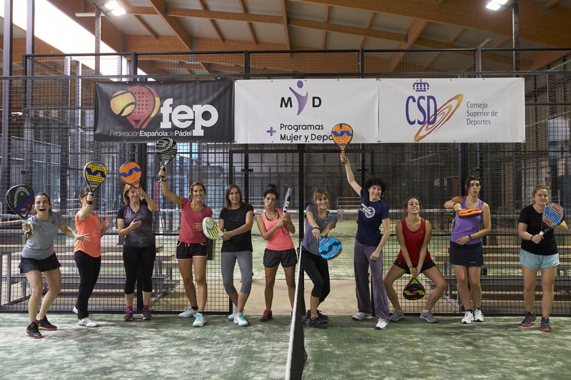 Éxito de las jornadas "Pádel en Femenino"